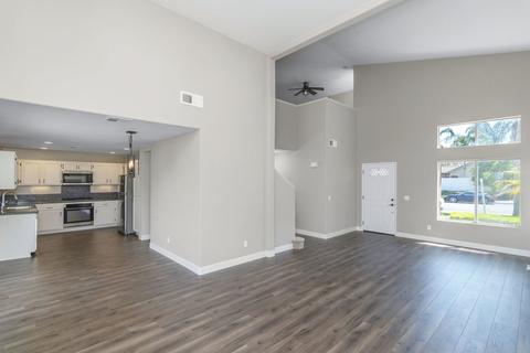 45227 Callesito Ordenes, Temecula, CA 92592 photo 4