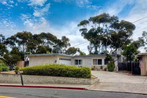 585 Hoover St, Oceanside, CA 92054 photo 1