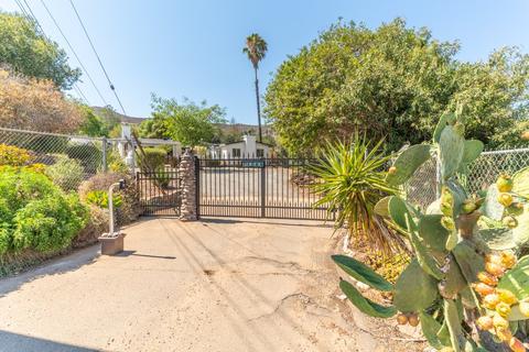 11064 Green Oaks Rd, Lakeside, CA 92040 photo 3