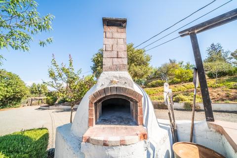 11064 Green Oaks Rd, Lakeside, CA 92040 photo 4