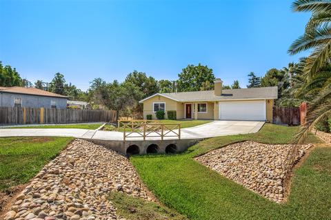 10491 Del Rio Rd, Spring Valley, CA 91978 photo 2
