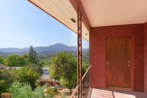 10532 Queen Ave, La Mesa, CA 91941 photo 6