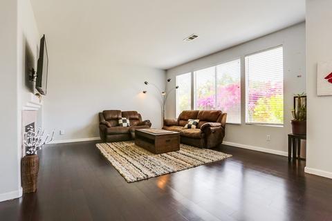 3976 Escala Cv, Oceanside, CA 92058 photo 5