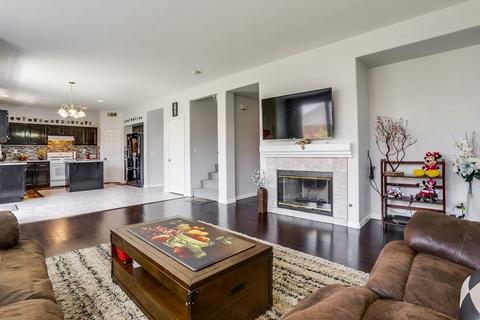 3976 Escala Cv, Oceanside, CA 92058 photo 4