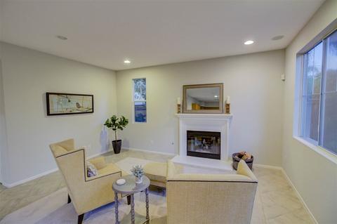 1059 Greenway Rd, Oceanside, CA 92057 photo 11