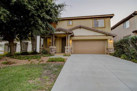 1059 Greenway Rd, Oceanside, CA 92057 photo 2