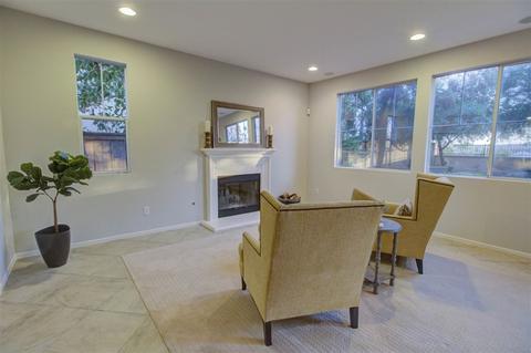 1059 Greenway Rd, Oceanside, CA 92057 photo 5