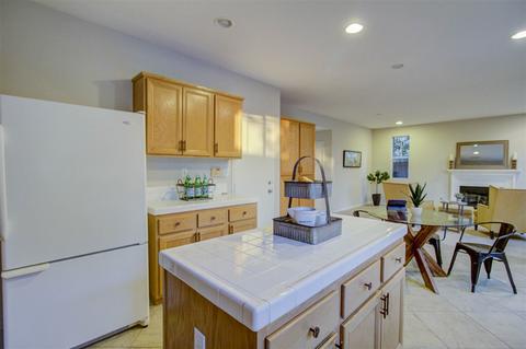 1059 Greenway Rd, Oceanside, CA 92057 photo 10