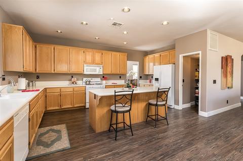 9899 Mollie Ln, Santee, CA 92071 photo 8