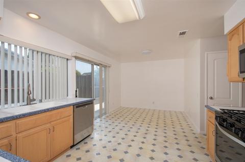 1738 Manfred Ct, El Cajon, CA 92021 photo 11