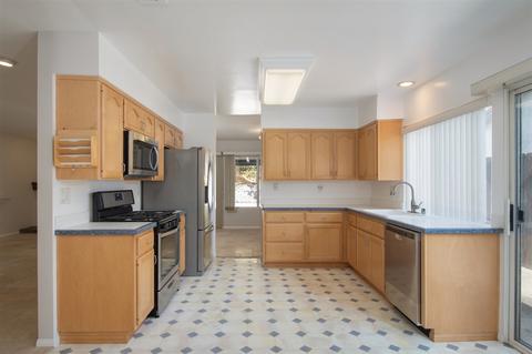 1738 Manfred Ct, El Cajon, CA 92021 photo 8