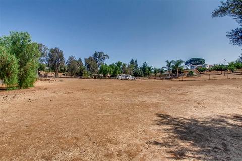 12642 Campo Rd, Spring Valley, CA 91978 photo 24