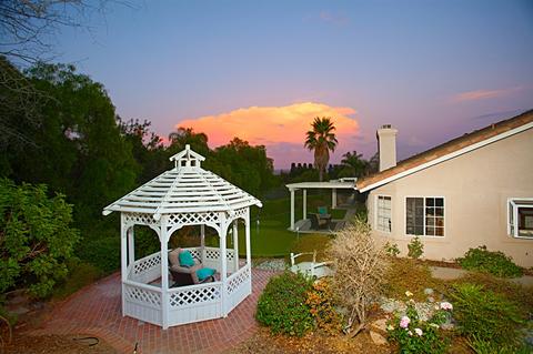 252 Silvercreek Gln, Escondido, CA 92029 photo 14