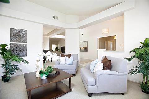 252 Silvercreek Gln, Escondido, CA 92029 photo 4