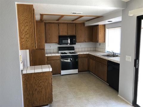 9550 Trevors Ct, Lakeside, CA 92040 photo 3