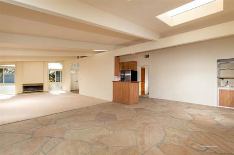 8302 Sugarman Dr, La Jolla, CA 92037 photo 6
