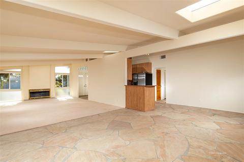 8302 Sugarman Dr, La Jolla, CA 92037 photo 5