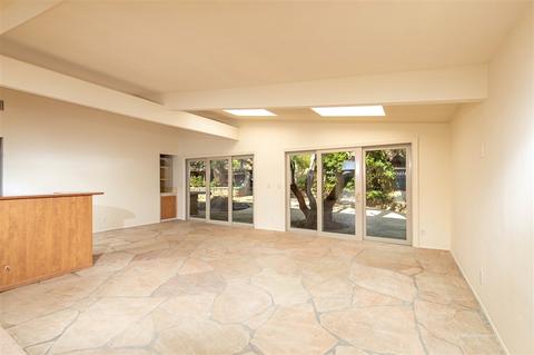 8302 Sugarman Dr, La Jolla, CA 92037 photo 7