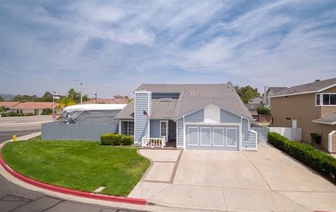 1611 Seattle Slew Way, Oceanside, CA 92057 photo 1
