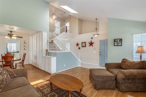1611 Seattle Slew Way, Oceanside, CA 92057 photo 4