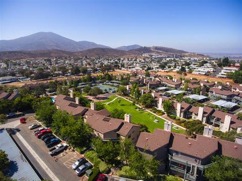 3021 Golden Oak Way, Spring Valley, CA 91978 photo 17