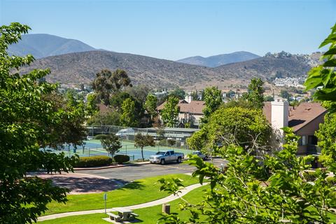 3021 Golden Oak Way, Spring Valley, CA 91978 photo 1