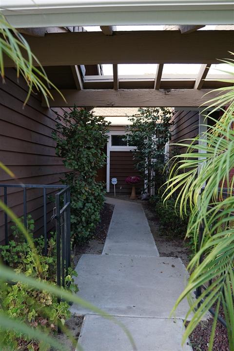 1734 Brabham St, El Cajon, CA 92019 photo 2