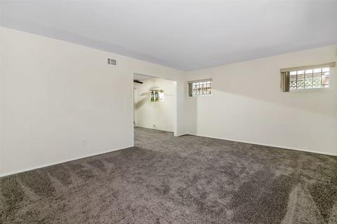 1652 La Corta, Lemon Grove, CA 91945 photo 3