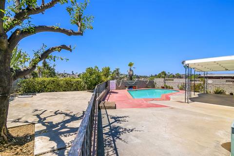 1652 La Corta, Lemon Grove, CA 91945 photo 18