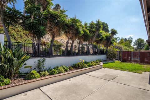 4015 Mira Costa St, Oceanside, CA 92056 photo 9