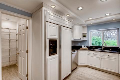 2225 Caminito Loreta, La Jolla, CA 92037 photo 7