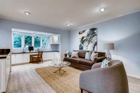 2225 Caminito Loreta, La Jolla, CA 92037 photo 8