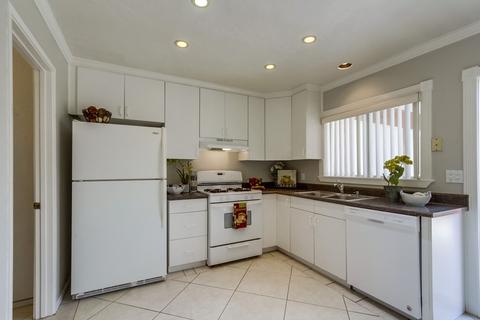 9415 Carlton Oaks Dr #B, Santee, CA 92071 photo 8