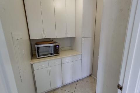 9415 Carlton Oaks Dr #B, Santee, CA 92071 photo 9
