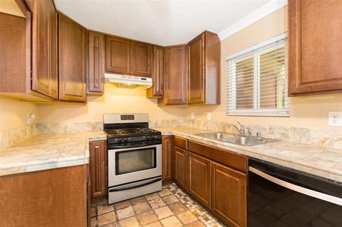 506 Calle Montecito #31, Oceanside, CA 92057 photo 2