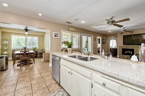 16628 Maverick Ct, Poway, CA 92064 photo 8