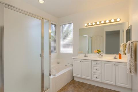 912 Glendora Dr, Oceanside, CA 92057 photo 15