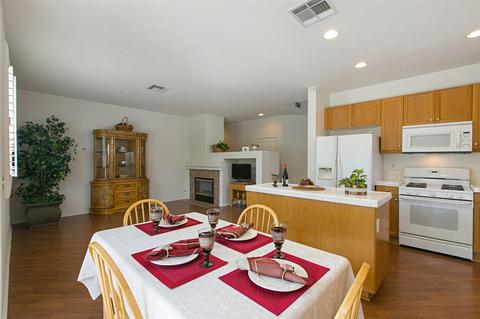 912 Glendora Dr, Oceanside, CA 92057 photo 10