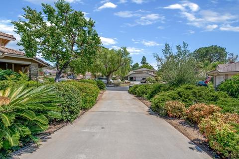 17110 Cliquot Ct, Poway, CA 92064 photo 2