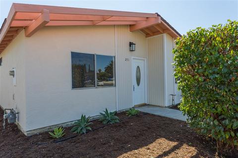 271 Holiday Way, Oceanside, CA 92057 photo 4