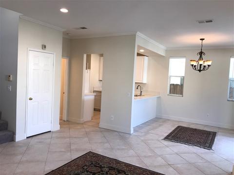 186 Decker Ct, El Cajon, CA 92019 photo 4