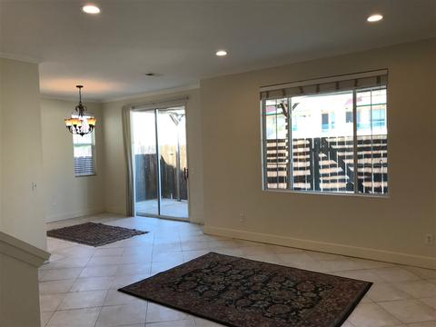 186 Decker Ct, El Cajon, CA 92019 photo 3