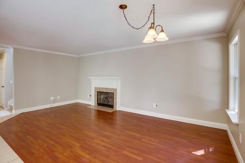 13721 Gateway View Dr, El Cajon, CA 92021 photo 4