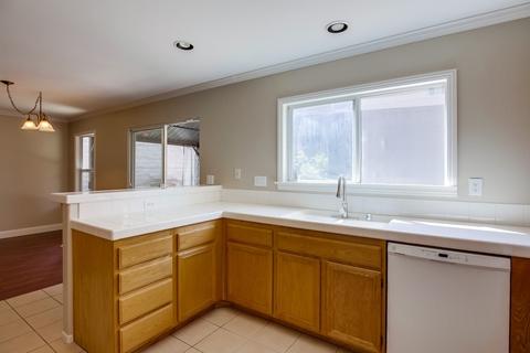 13721 Gateway View Dr, El Cajon, CA 92021 photo 8