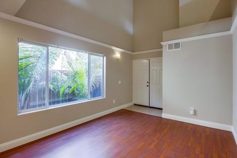 13721 Gateway View Dr, El Cajon, CA 92021 photo 2