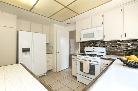 1823 Firestone Dr, Escondido, CA 92026 photo 8