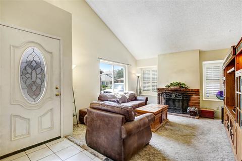 10897 Charing Cross Rd, Spring Valley, CA 91978 photo 3