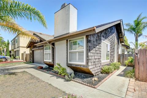 10897 Charing Cross Rd, Spring Valley, CA 91978 photo 2