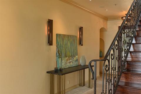 5642 Dolphin Pl, La Jolla, CA 92037 photo 9