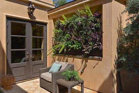 5642 Dolphin Pl, La Jolla, CA 92037 photo 24